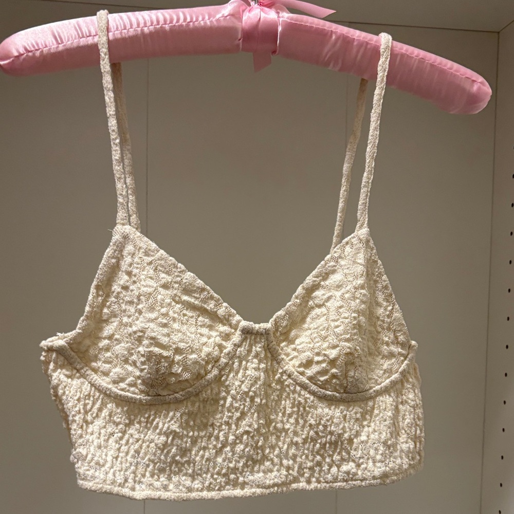 Elegant Cream Lace crop tank top